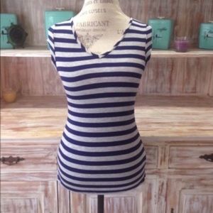 NWOT striped bow-back top